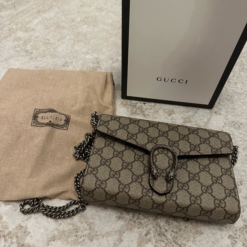 AUTHENTIC GUCCI dionysus wallet on chain